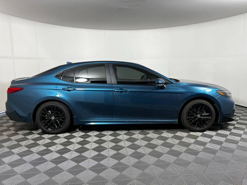 Used 2026 Toyota Camry SE w/ Multimedia Upgrade Package FWD image 4