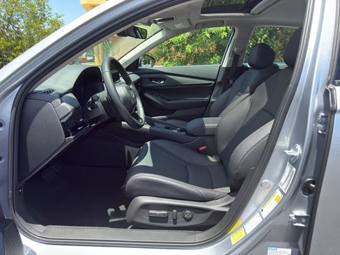 New 2025 Honda Accord EX-L image 9