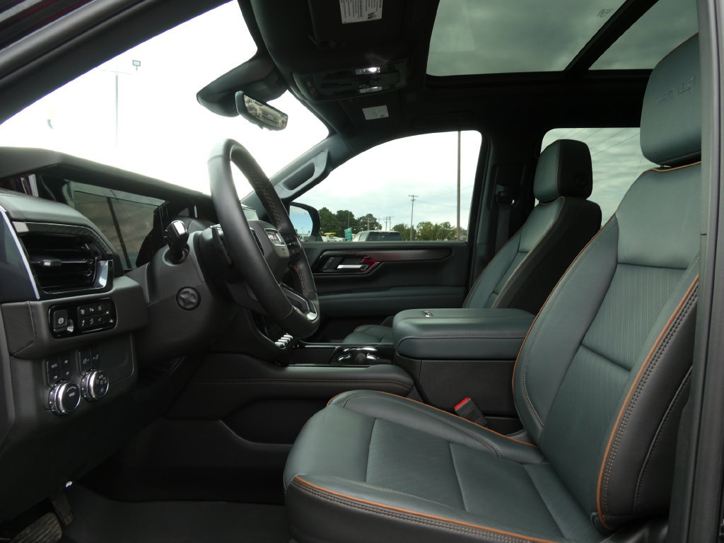 Certified 2025 GMC Yukon XL AT4 w/ AT4 Premium Package AWD/4WD image 27