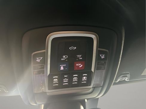 Used 2020 RAM 1500 Limited AWD/4WD image 14