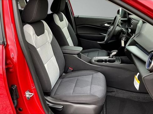 New 2026 Chevrolet Trax LS w/ LS Convenience Package FWD image 10