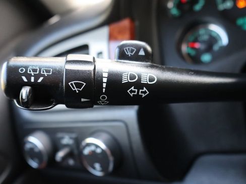 Used 2013 Chevrolet Tahoe LTZ image 34