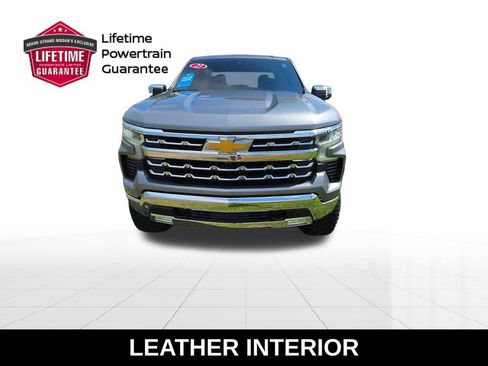 Used 2023 Chevrolet Silverado 1500 LTZ w/ Z71 Off-Road Package AWD/4WD image 5