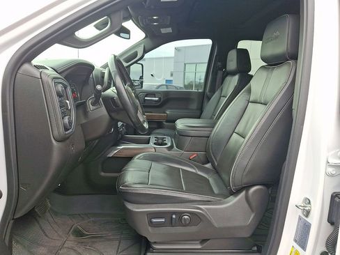 Used 2023 Chevrolet Silverado 3500 High Country w/ Safety Package II image 9