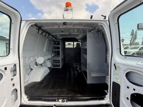Used 2014 Ford E-150 and Econoline 150 w/ Power Group image 15