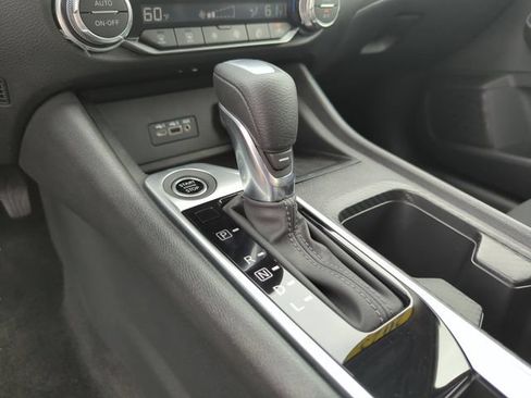 Certified 2023 Nissan Sentra SV w/ All-Weather Package FWD image 33