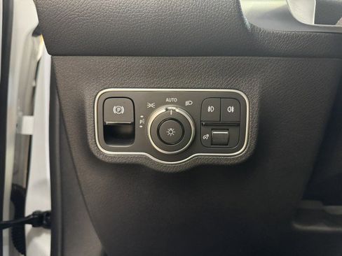 Certified 2026 Mercedes-Benz GLB 250 image 20