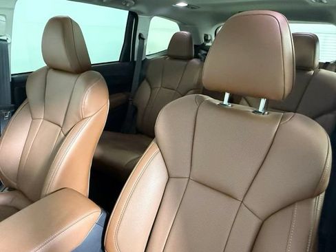 Used 2026 Subaru Ascent Touring w/ Popular Package #1 AWD/4WD image 34