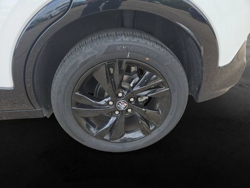 Used 2024 Buick Encore GX Sport Touring AWD/4WD image 11