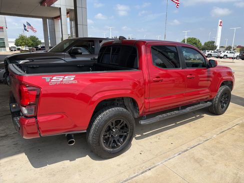 Used 2021 Toyota Tacoma SR w/ SR Convenience Package RWD image 14