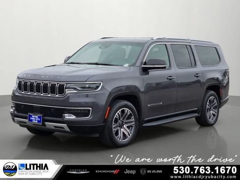 Used 2024 Jeep Wagoneer L Series II RWD image 1