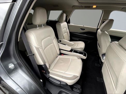 Used 2022 Nissan Pathfinder SL w/ SL Premium Package image 27