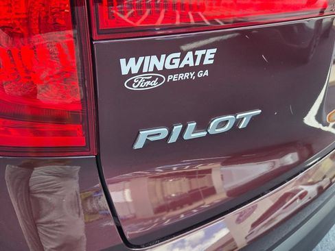 Used 2017 Honda Pilot EX-L image 11