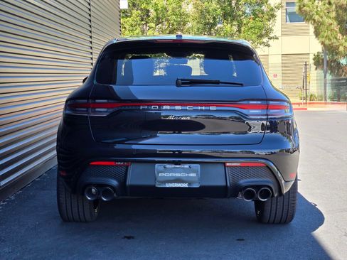 New 2026 Porsche Macan AWD/4WD image 6