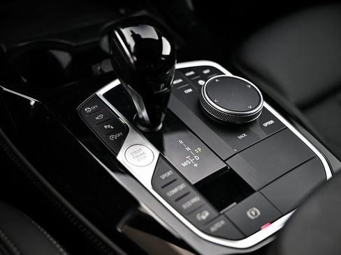 Used 2025 BMW X4 xDrive30i w/ Premium Package image 39