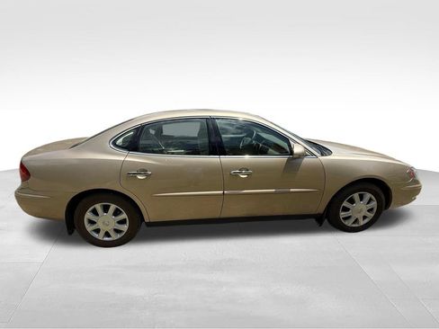Used 2005 Buick LaCrosse CX FWD image 7