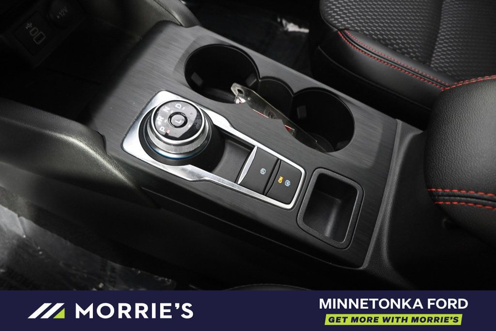 Used 2024 Ford Escape ST-Line w/ Tech Pack #1 AWD/4WD image 32