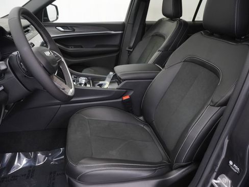 New 2026 Jeep Grand Cherokee Altitude AWD/4WD image 15