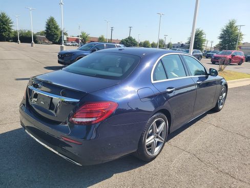 Used 2018 Mercedes-Benz E 300 image 3