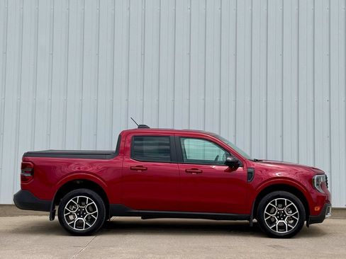 Used 2025 Ford Maverick Lariat w/ 4K Tow Package AWD/4WD image 7