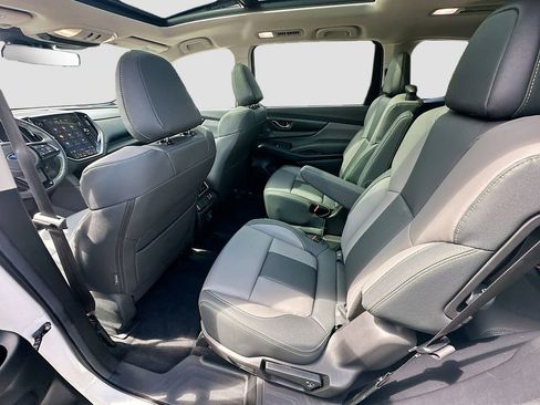 Certified 2025 Subaru Ascent Onyx Edition w/ Onyx Package AWD/4WD image 25