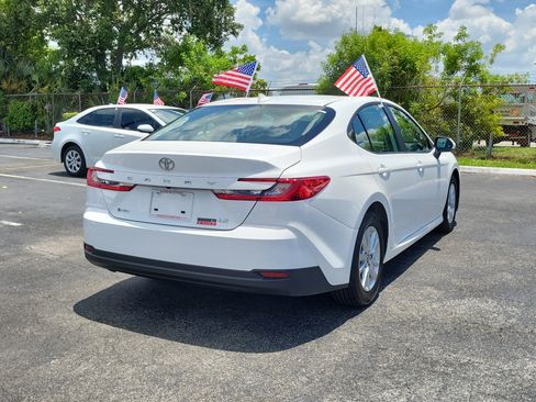 Used 2025 Toyota Camry LE FWD image 11