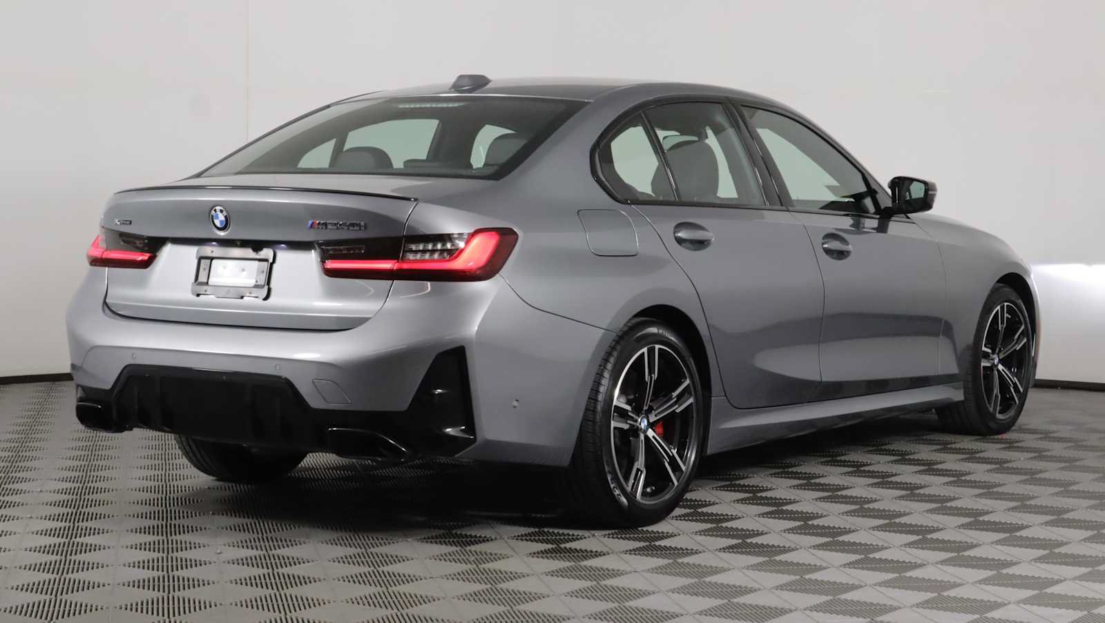 Used 2024 BMW M340i xDrive w/ Premium Package AWD/4WD image 6
