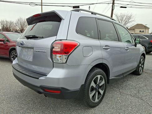 Used 2018 Subaru Forester 2.5i Limited w/ Popular Package #2 image 4