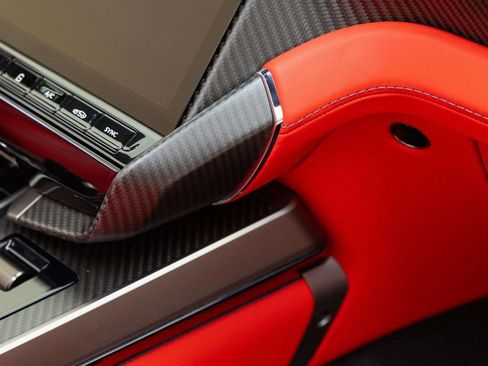 New 2026 Aston Martin Vanquish Convertible image 36