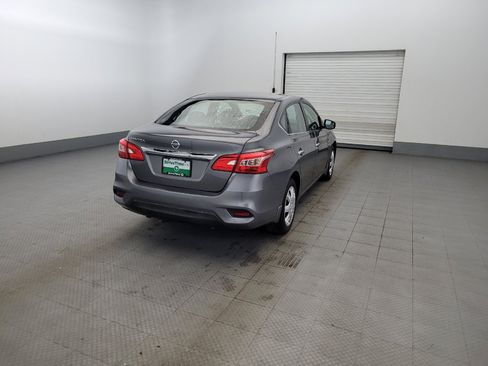 Used 2017 Nissan Sentra S FWD image 9