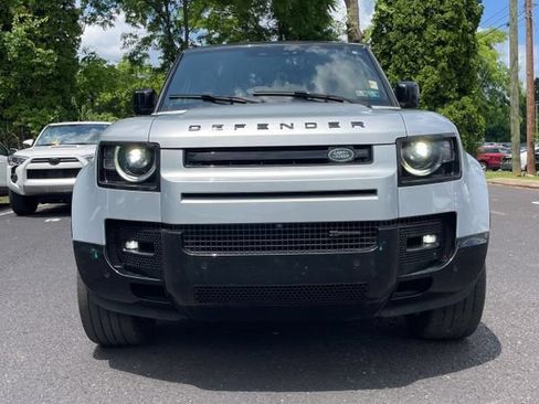 Used 2023 Land Rover Defender 110 X-Dynamic SE AWD/4WD image 7