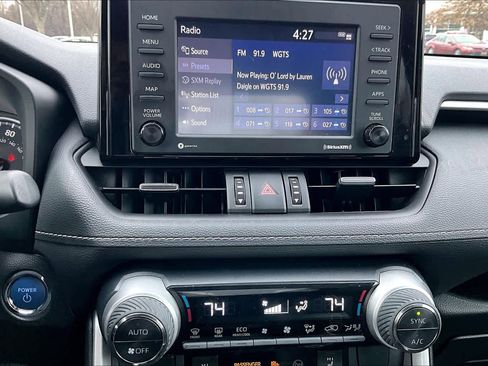 Used 2022 Toyota RAV4 XLE Premium image 36