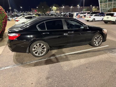 Used 2015 Honda Accord Sport image 8