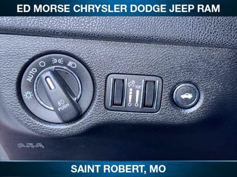 Certified 2021 Chrysler 300 Touring w/ Driver Convenience Group RWD image 18