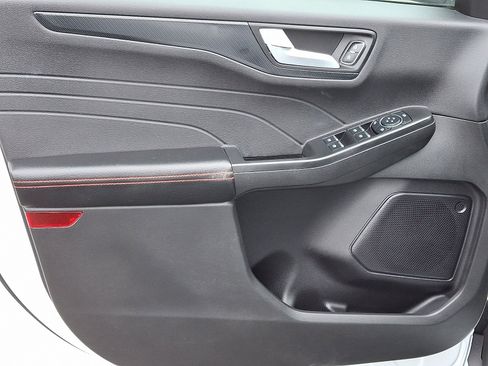 Used 2023 Ford Escape ST-Line w/ Tech Pack #1 image 13