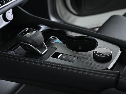 Used 2023 Nissan Rogue SL w/ SL Premium Package image 20