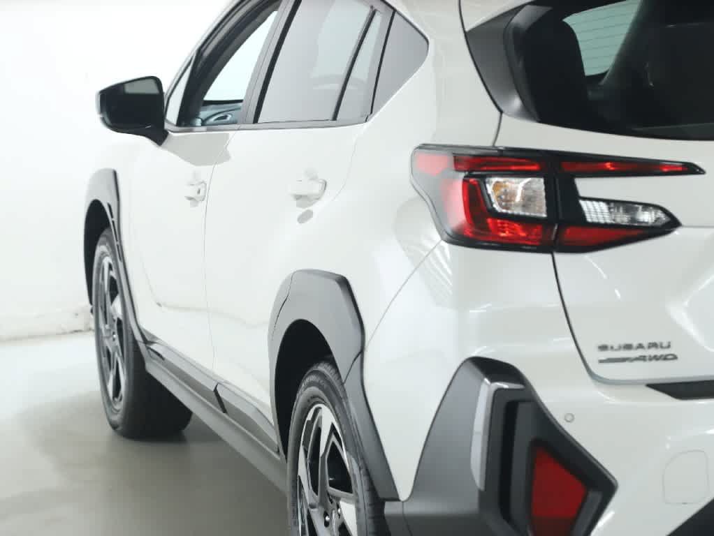 Used 2024 Subaru Crosstrek 2.5i Limited w/ Crosstrek Mirror Package AWD/4WD image 40