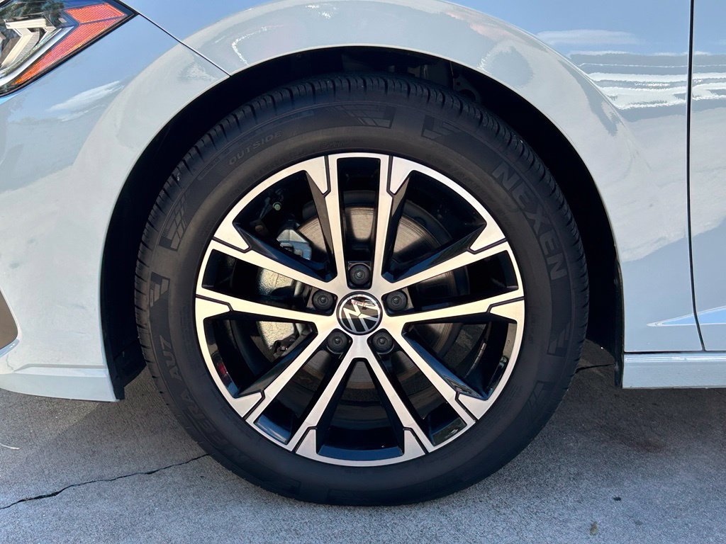 Certified 2026 Volkswagen Jetta Sport FWD image 35