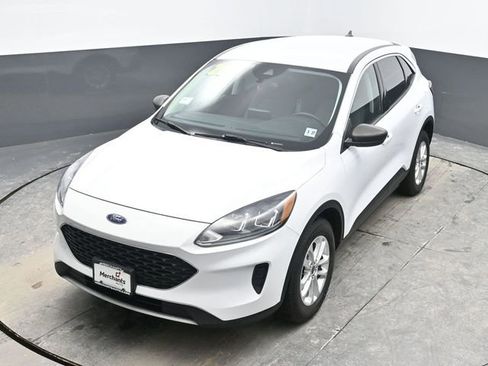 Used 2022 Ford Escape SE w/ Cold Weather Package image 28