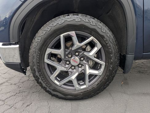 Used 2022 GMC Sierra 1500 SLT w/ SLT Convenience Package image 32