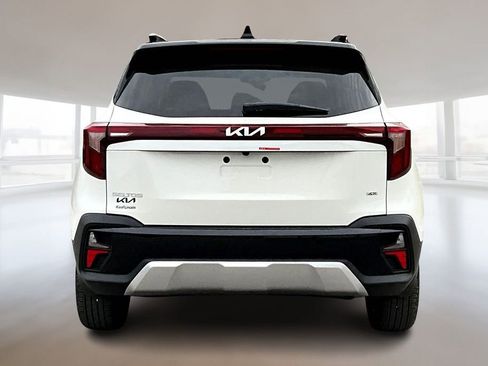 New 2026 Kia Seltos S image 4
