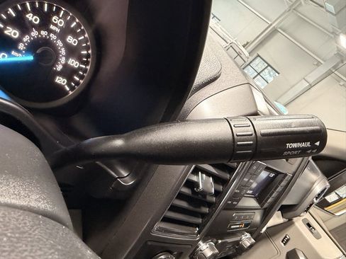 Used 2016 Ford F150 XLT w/ Equipment Group 301A Mid image 39