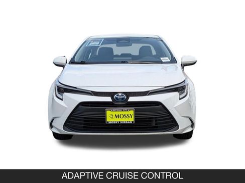 Used 2024 Toyota Corolla LE AWD/4WD image 4