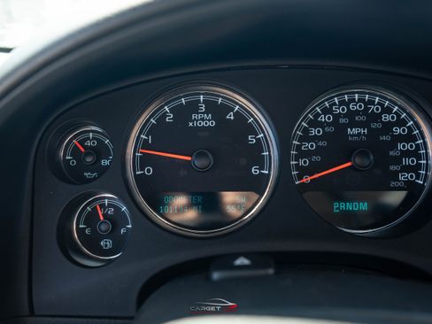 Used 2013 Chevrolet Avalanche LTZ image 28