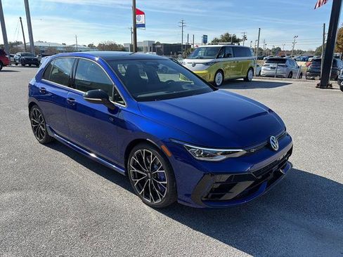 New 2026 Volkswagen Golf image 8