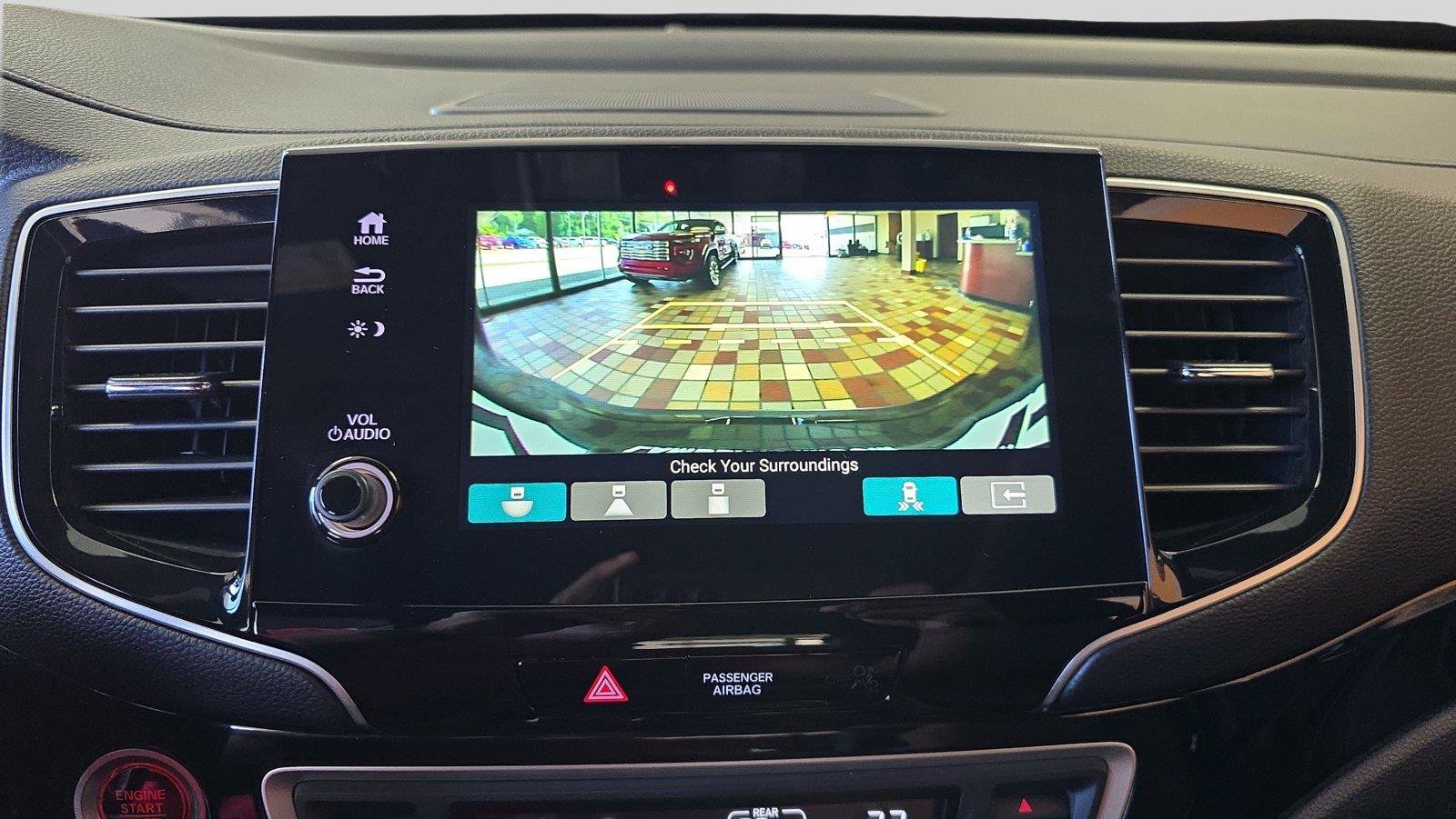 Used 2025 Honda Passport Black Edition image 23