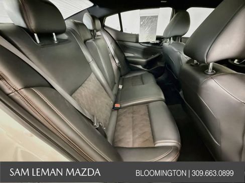 Used 2021 Nissan Maxima SR w/ Sport Mat Group FWD image 27