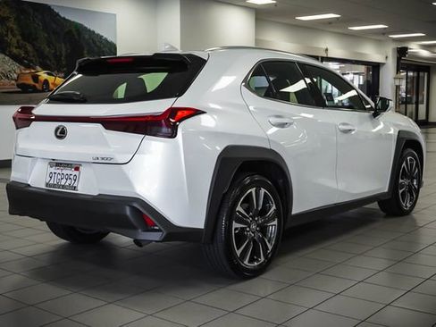 Certified 2025 Lexus UX 300h FWD image 6