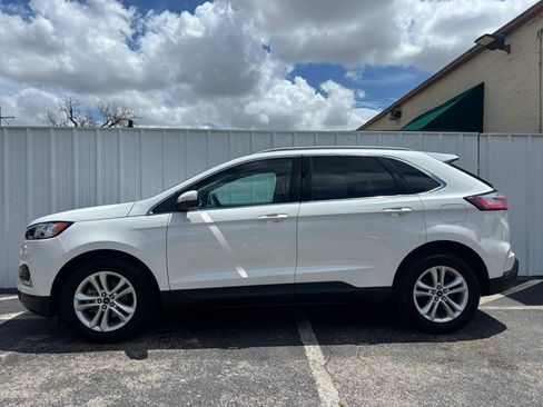 Used 2020 Ford Edge SEL w/ Convenience Package FWD image 2