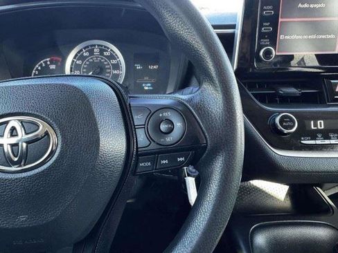 Used 2020 Toyota Corolla LE FWD image 25